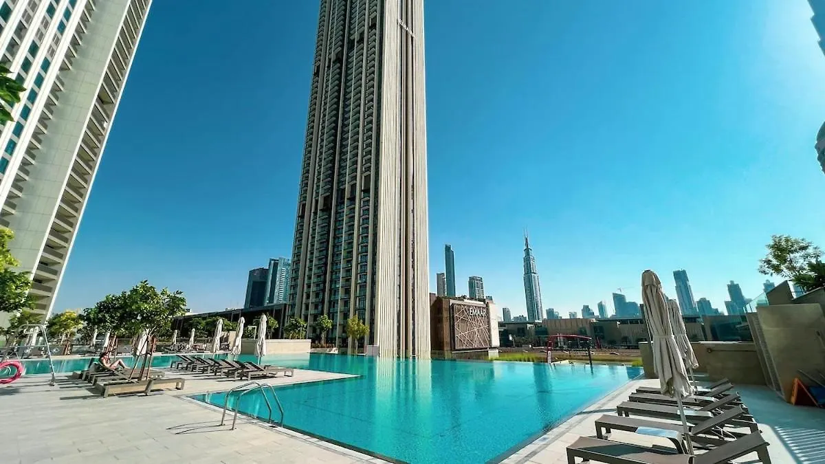 Luxurious Burj Khalifa And Fountain Views Apartment Dubai United Arab Emirates