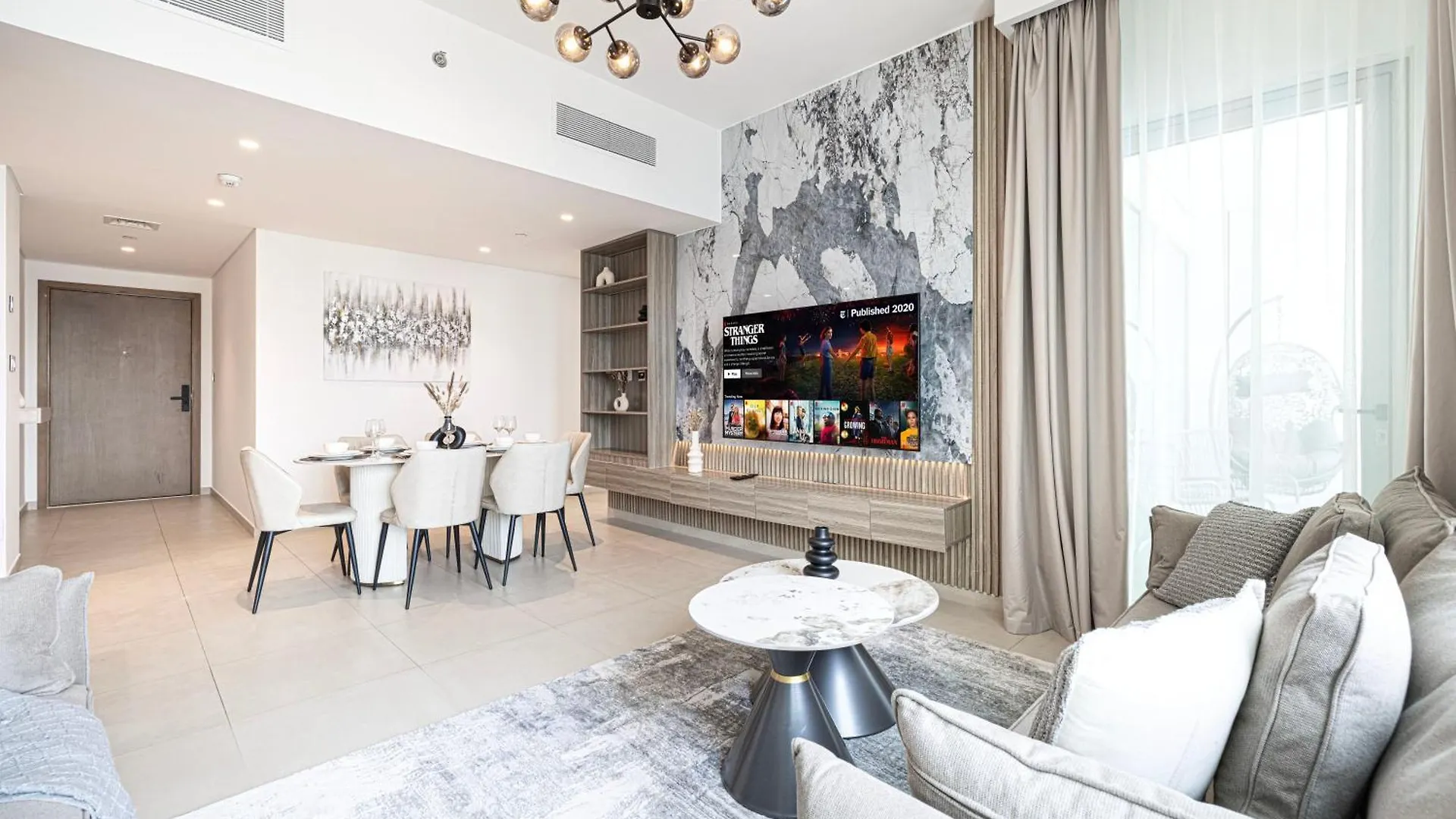 Luxurious Burj Khalifa And Fountain Views Apartment Dubai